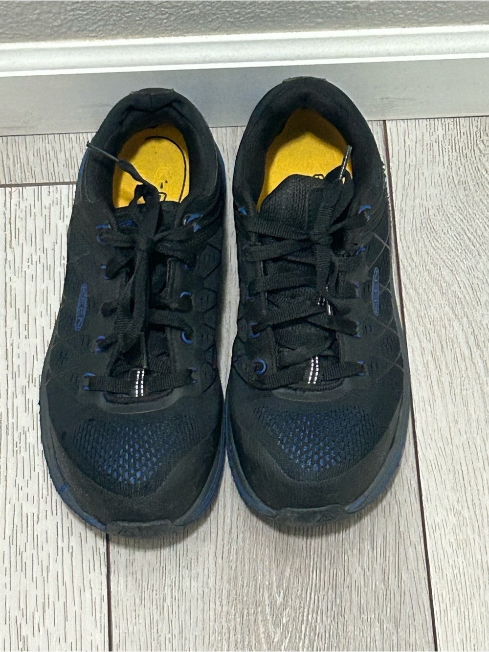 KEEN Utility Vista Energy Women's Safety Carbon Toe Comfort Work Shoes - Size 8